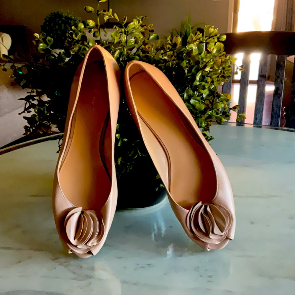 Nine West flats
